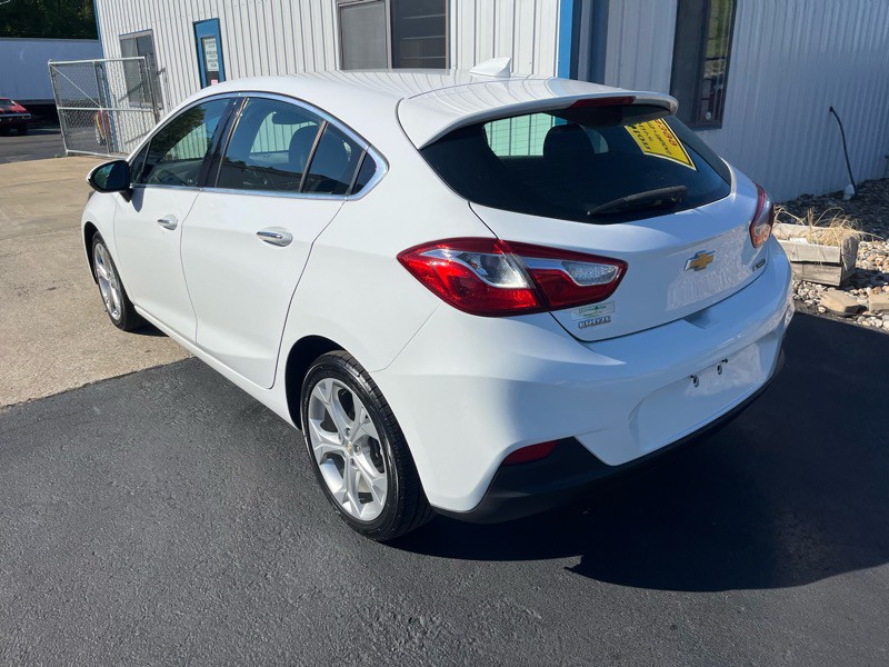 2018 Chevrolet Cruze Image 7
