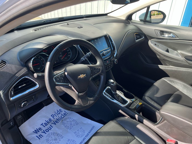 2018 Chevrolet Cruze Image 14