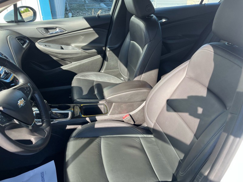 2018 Chevrolet Cruze Image 15