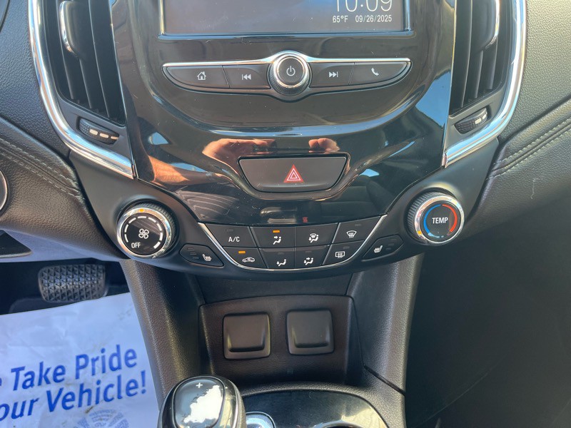 2018 Chevrolet Cruze Image 17