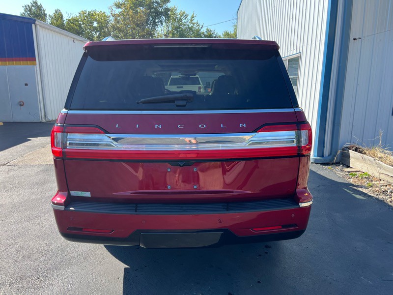 2019 Lincoln Navigator Image 5