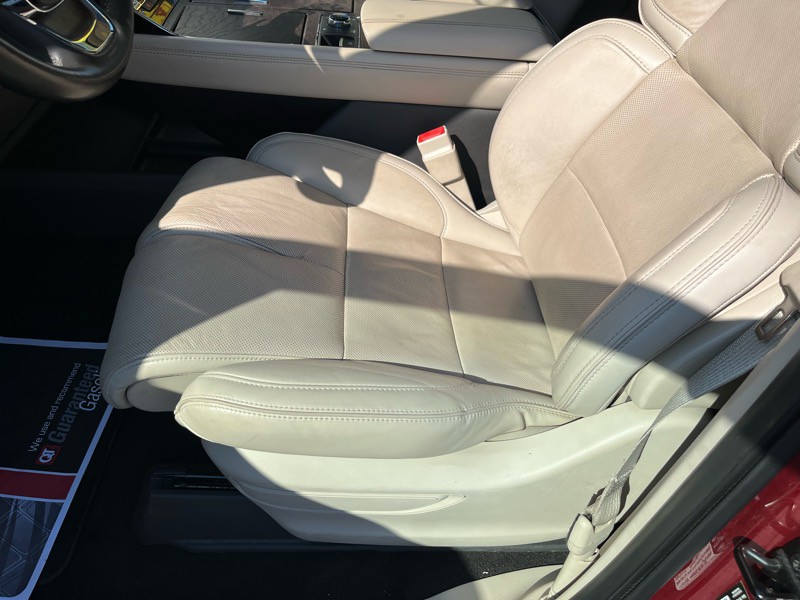 2019 Lincoln Navigator Image 18