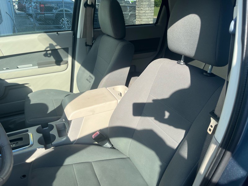2010 Ford Escape Image 14
