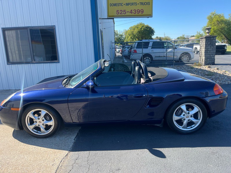 2001 Porsche Boxster Image 8