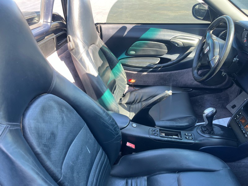 2001 Porsche Boxster Image 11