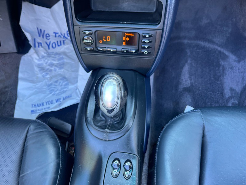 2001 Porsche Boxster Image 12