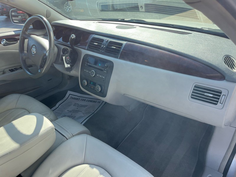 2006 Buick Lucerne Image 8