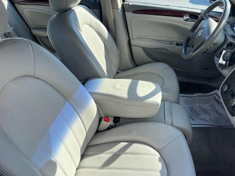 2006 Buick Lucerne Image 9