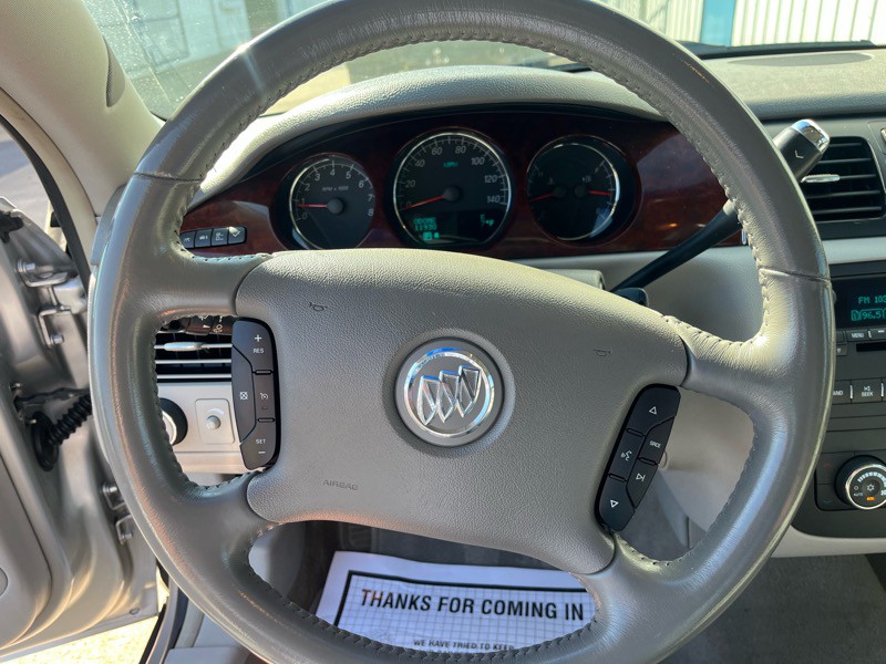 2006 Buick Lucerne Image 18