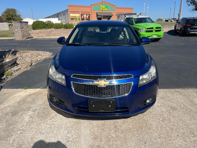 2012 Chevrolet Cruze Image 3