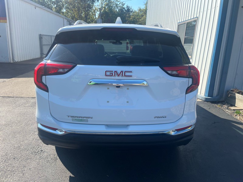 2020 GMC Terrain Image 6