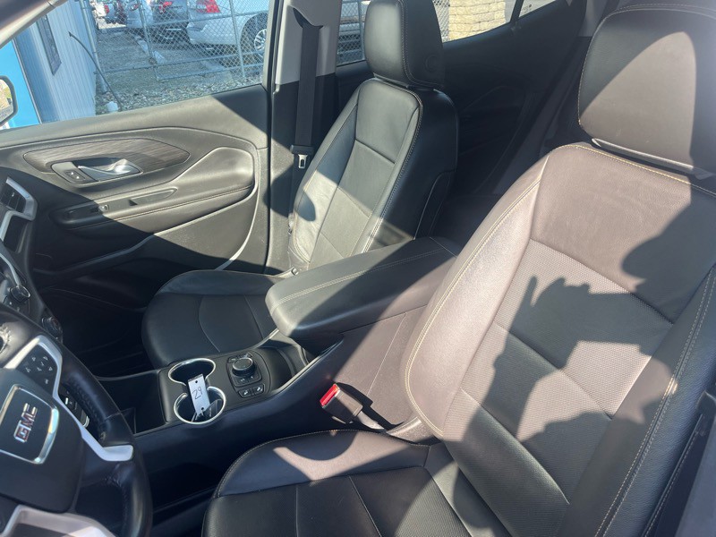 2020 GMC Terrain Image 19