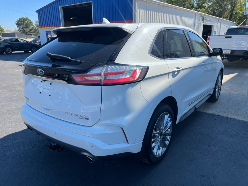 2020 Ford Edge Image 5