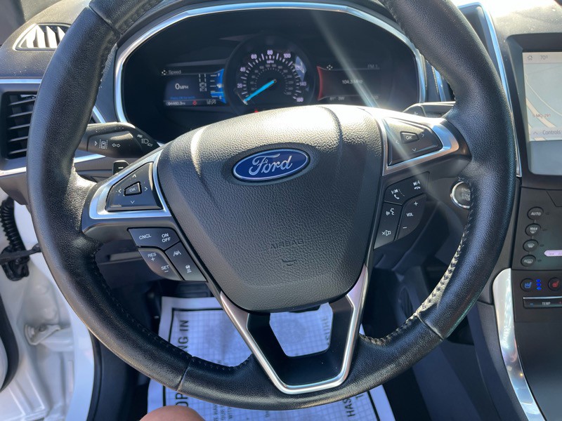 2020 Ford Edge Image 20