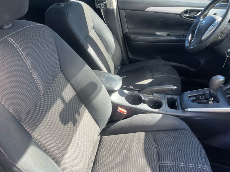 2016 Nissan Sentra Image 7