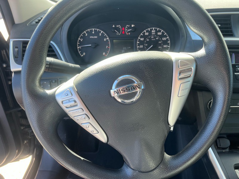 2016 Nissan Sentra Image 15