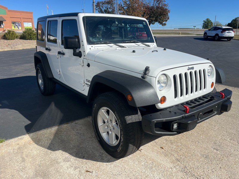 2012 Jeep Wrangler Image 4