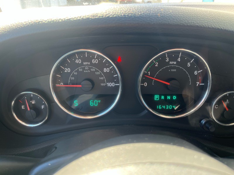 2012 Jeep Wrangler Image 18