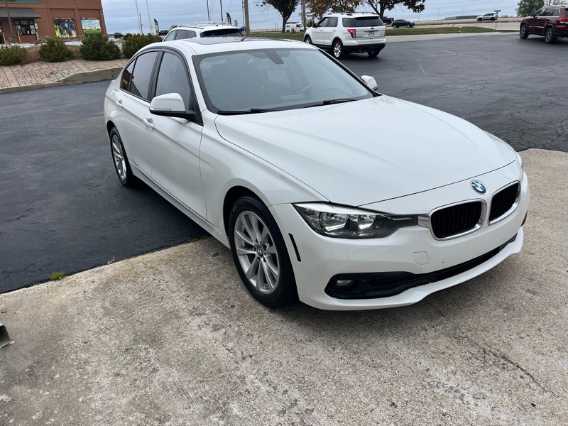 2016 BMW 3 Series Image 4