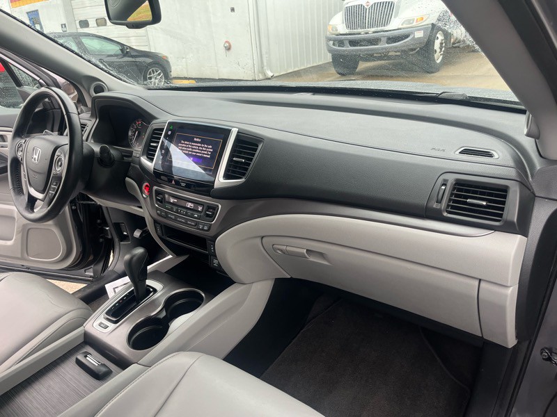 2016 Honda Pilot Image 9