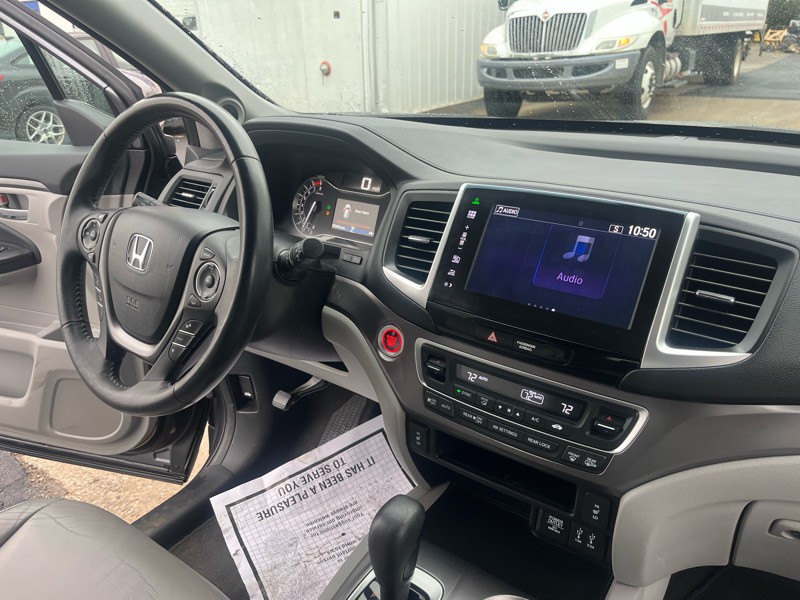 2016 Honda Pilot Image 12