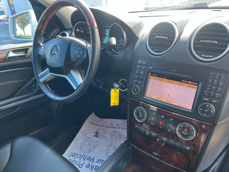 2011 Mercedes-Benz M-Class Image 11