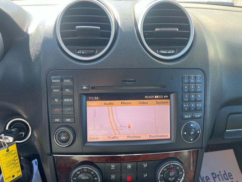 2011 Mercedes-Benz M-Class Image 17