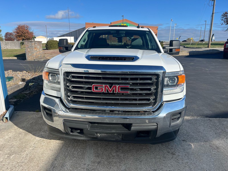 2019 GMC Sierra 3500 Image 3