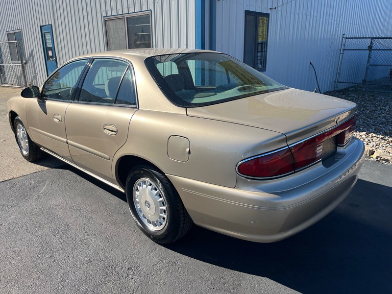2005 Buick Century Image 7