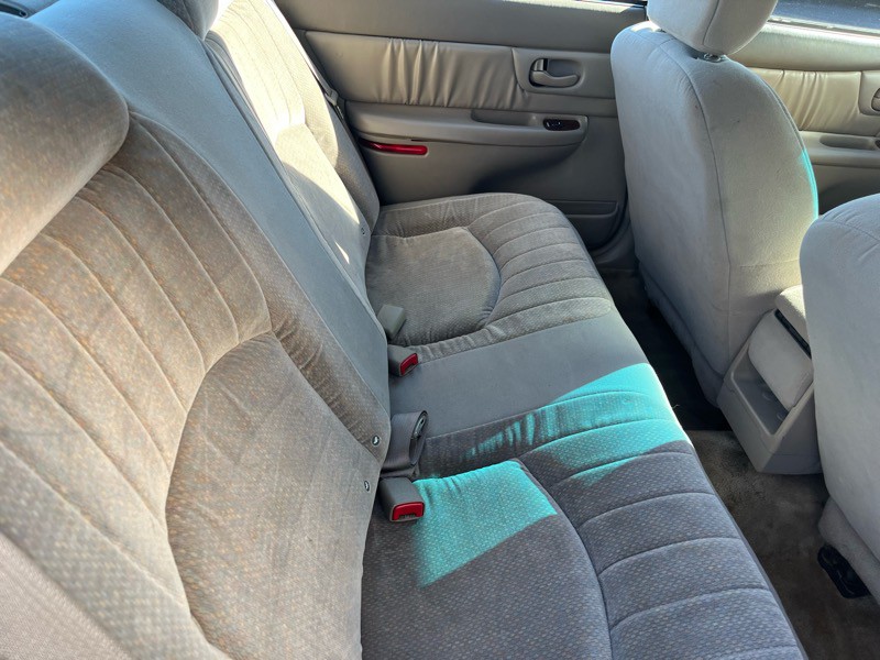 2005 Buick Century Image 11