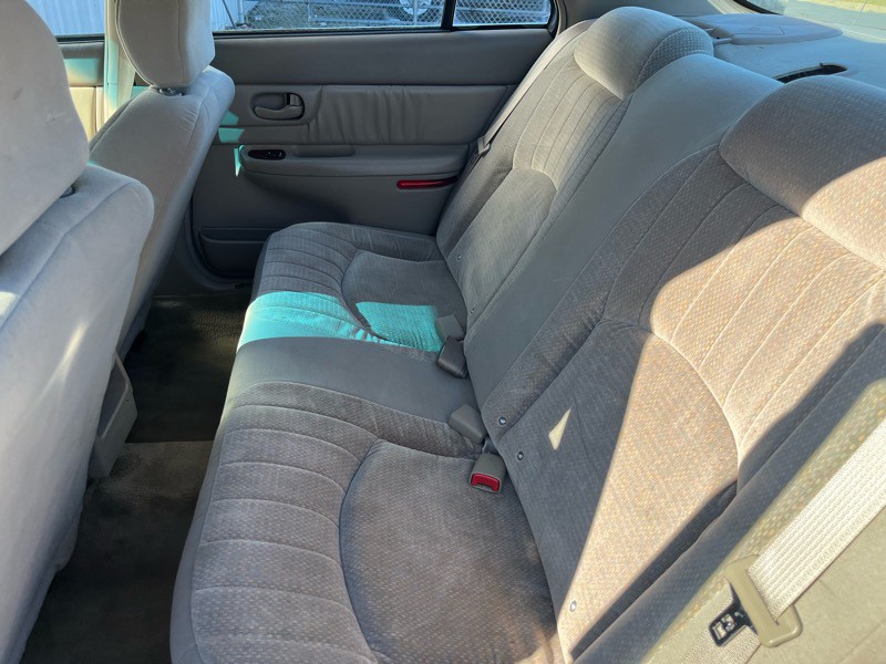 2005 Buick Century Image 12