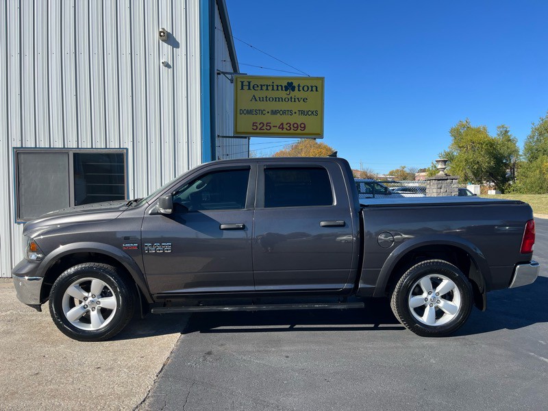 2014 RAM 1500 Image 1