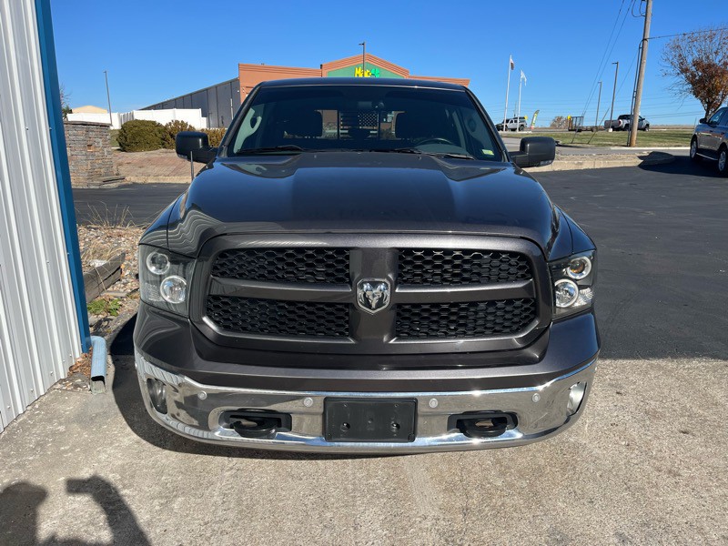 2014 RAM 1500 Image 3