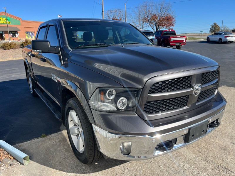 2014 RAM 1500 Image 4