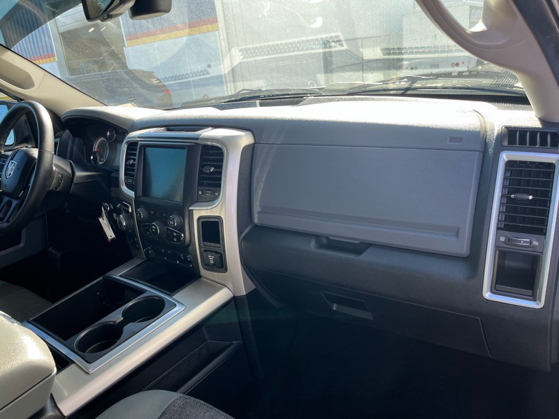 2014 RAM 1500 Image 8