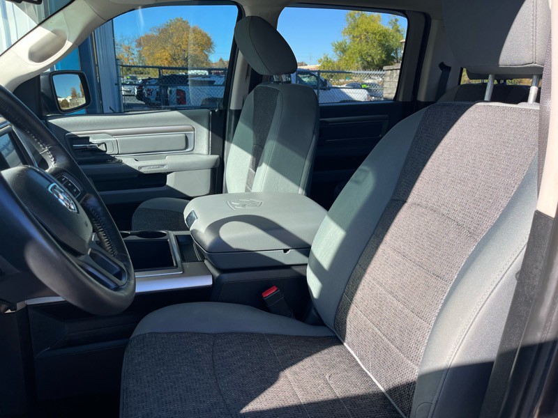 2014 RAM 1500 Image 13