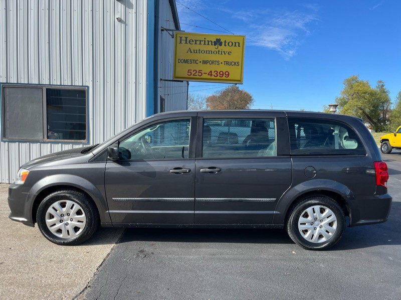 2016 Dodge Grand Caravan Image 1