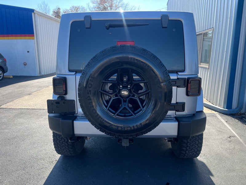 2017 Jeep Wrangler Image 6