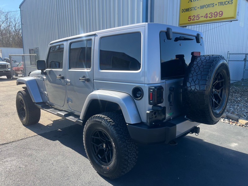 2017 Jeep Wrangler Image 7