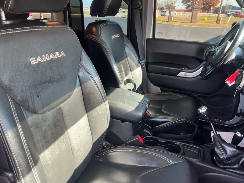 2017 Jeep Wrangler Image 10