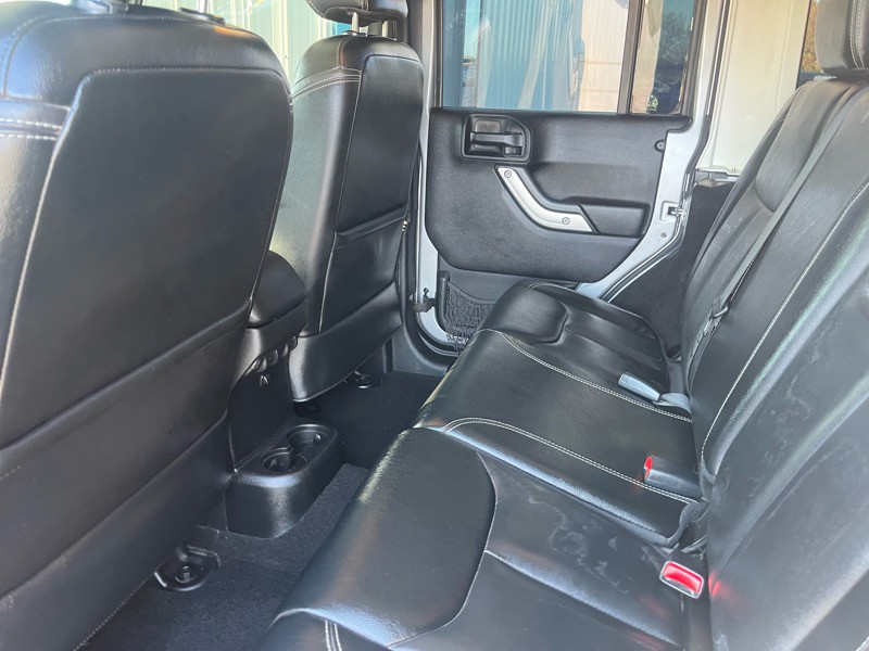 2017 Jeep Wrangler Image 14