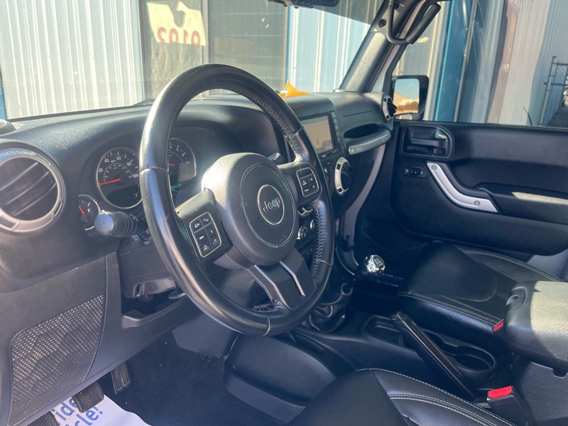 2017 Jeep Wrangler Image 15