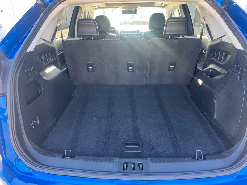 2018 Ford Edge Image 8