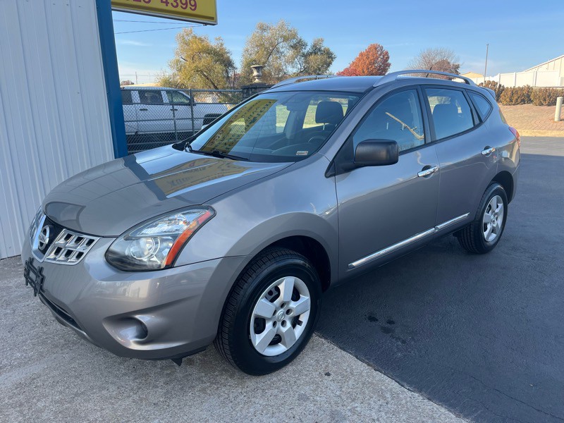 2015 Nissan Rogue Image 2