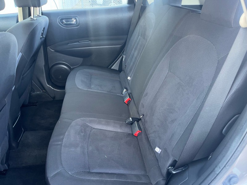 2015 Nissan Rogue Image 12