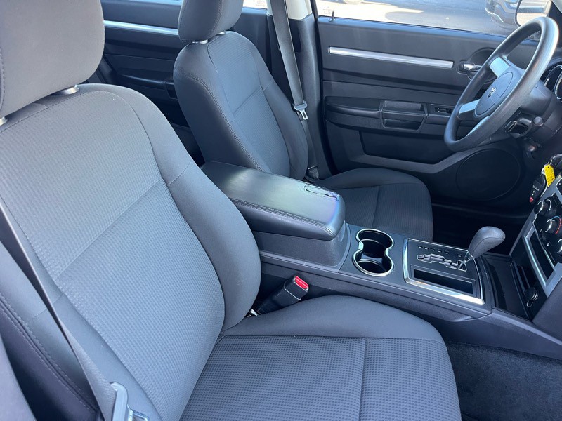 2008 Dodge Charger Image 9