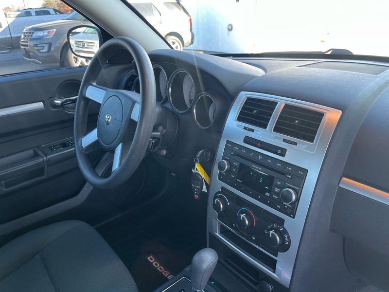2008 Dodge Charger Image 10