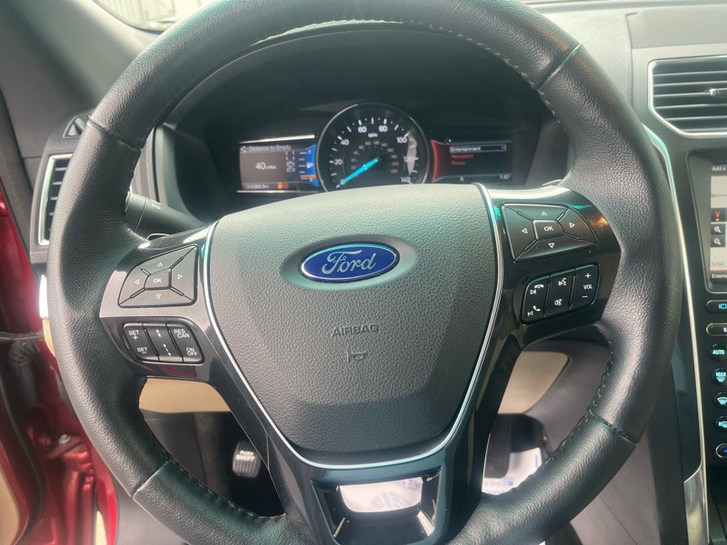 2016 Ford Explorer Image 20