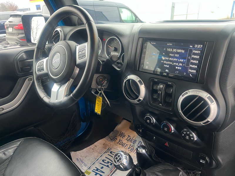 2014 Jeep Wrangler Image 11