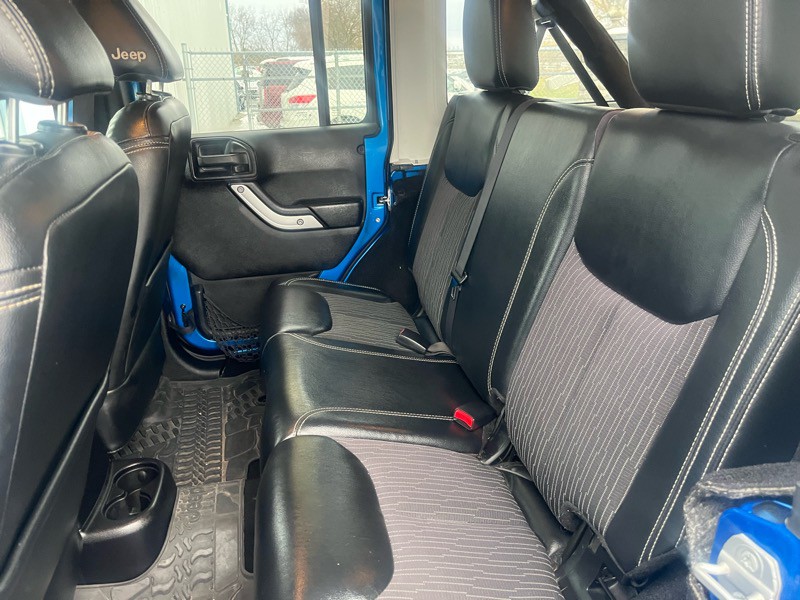 2014 Jeep Wrangler Image 13